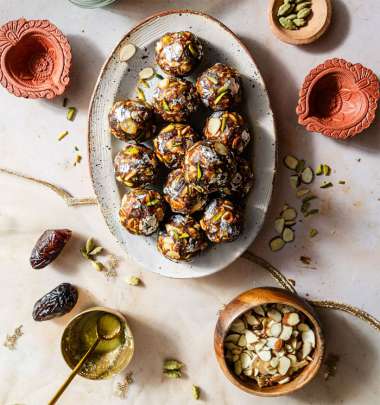 Millets and Dry Fruits Laddoo1